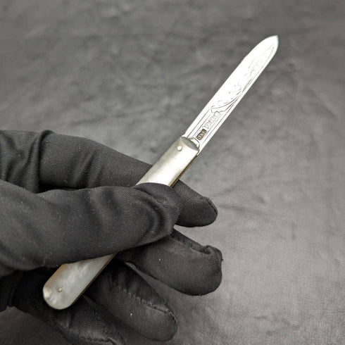 1924 British Antique White Pearl Shell Handle Pure Silver Engraved Blade Folding Pen Knife